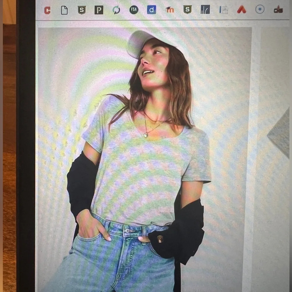 Old Navy Shirt-Sleeve Luxe V-Neck T-Shirt